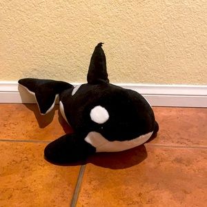 Shamu Stuffed Animal From Seaworld